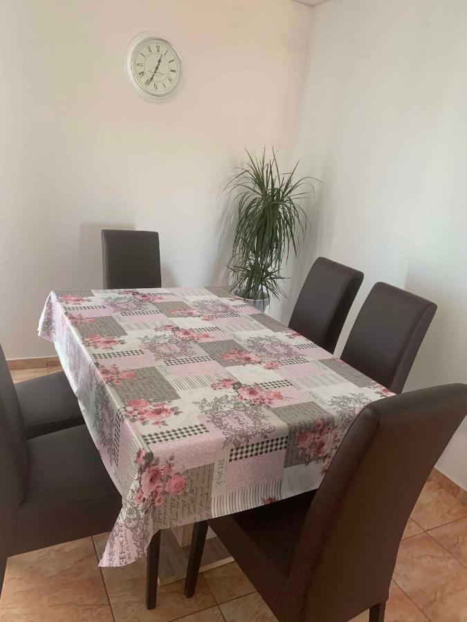 Apartments In Cizici/Insel Krk 31083 Extérieur photo